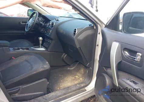 2014 Nissan Rogue Select S z USA, uszkodzony, nr VIN JN8AS5MT1EW601717